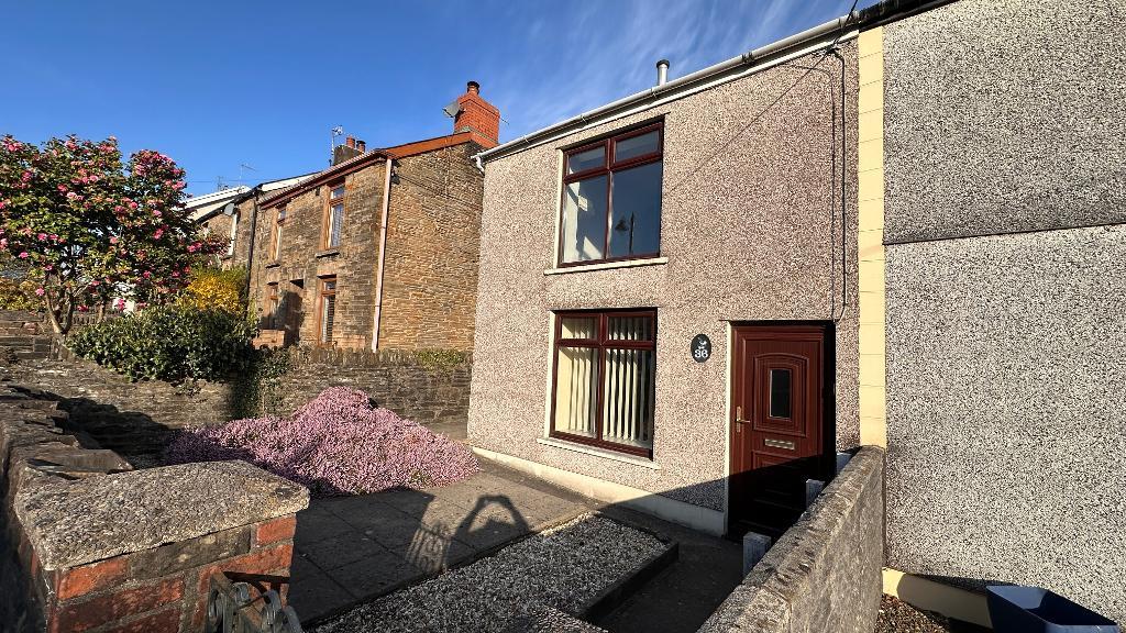 High Street, Nelson, CF46 6EU