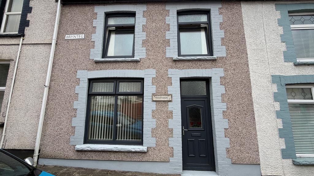 Brynteg, Treharris, CF46 5RE